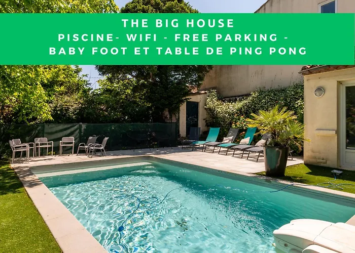 Big House - Parking Privee - Piscine - Wifi - Tout Equipee