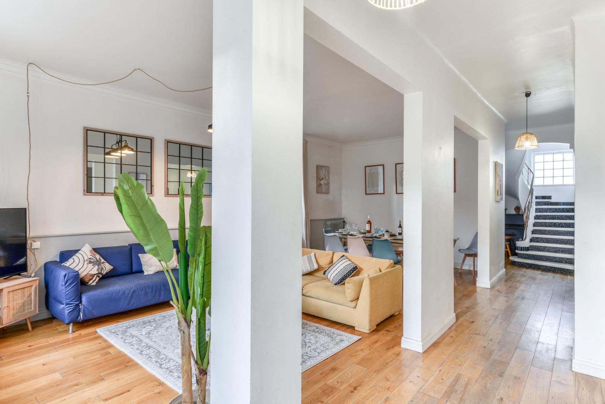 Big House - Parking Privee - Piscine - Wifi - Equipee Villa